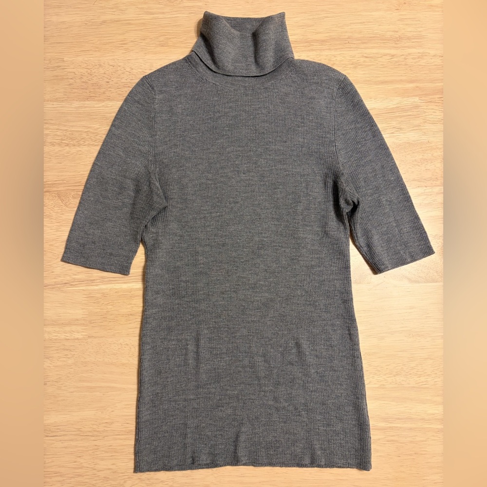 Theory Half-Sleeve Turtleneck Sweater